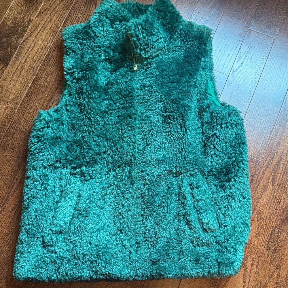 Green Fuzzy Zip-Up Vest
